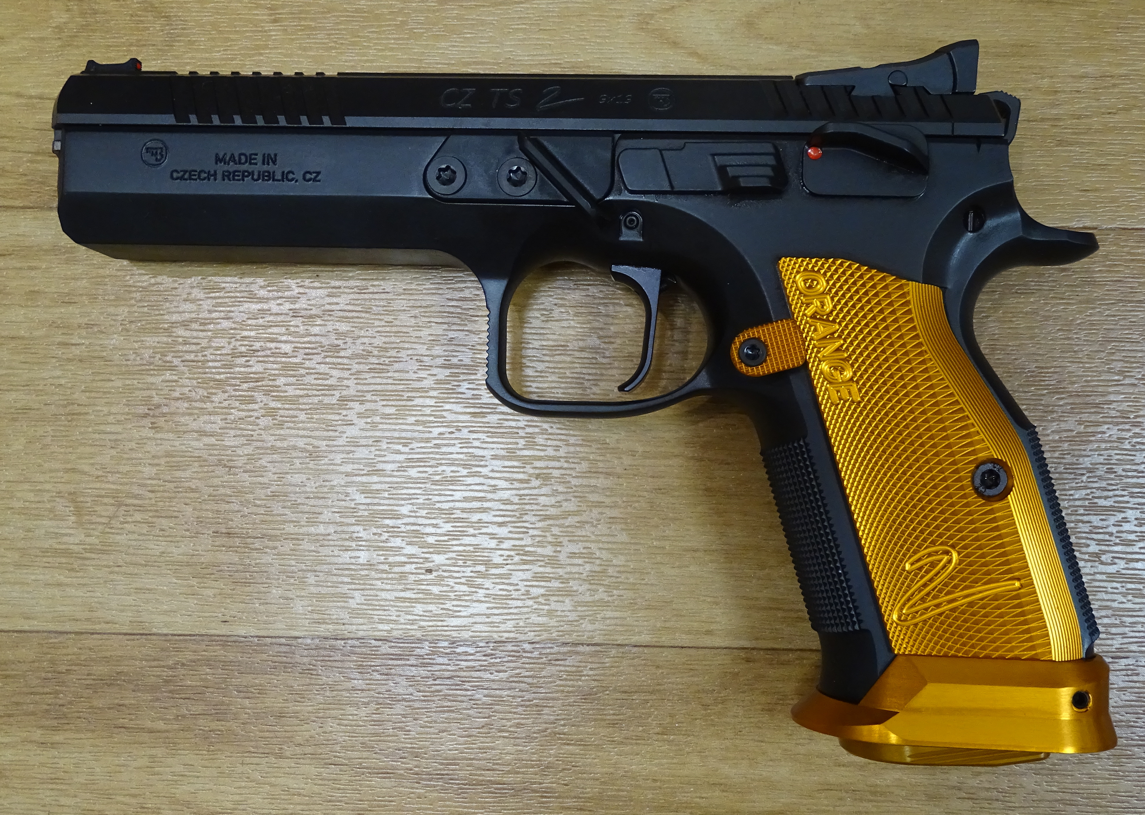 Pistolet CZ Tactical Sport II ORANGE