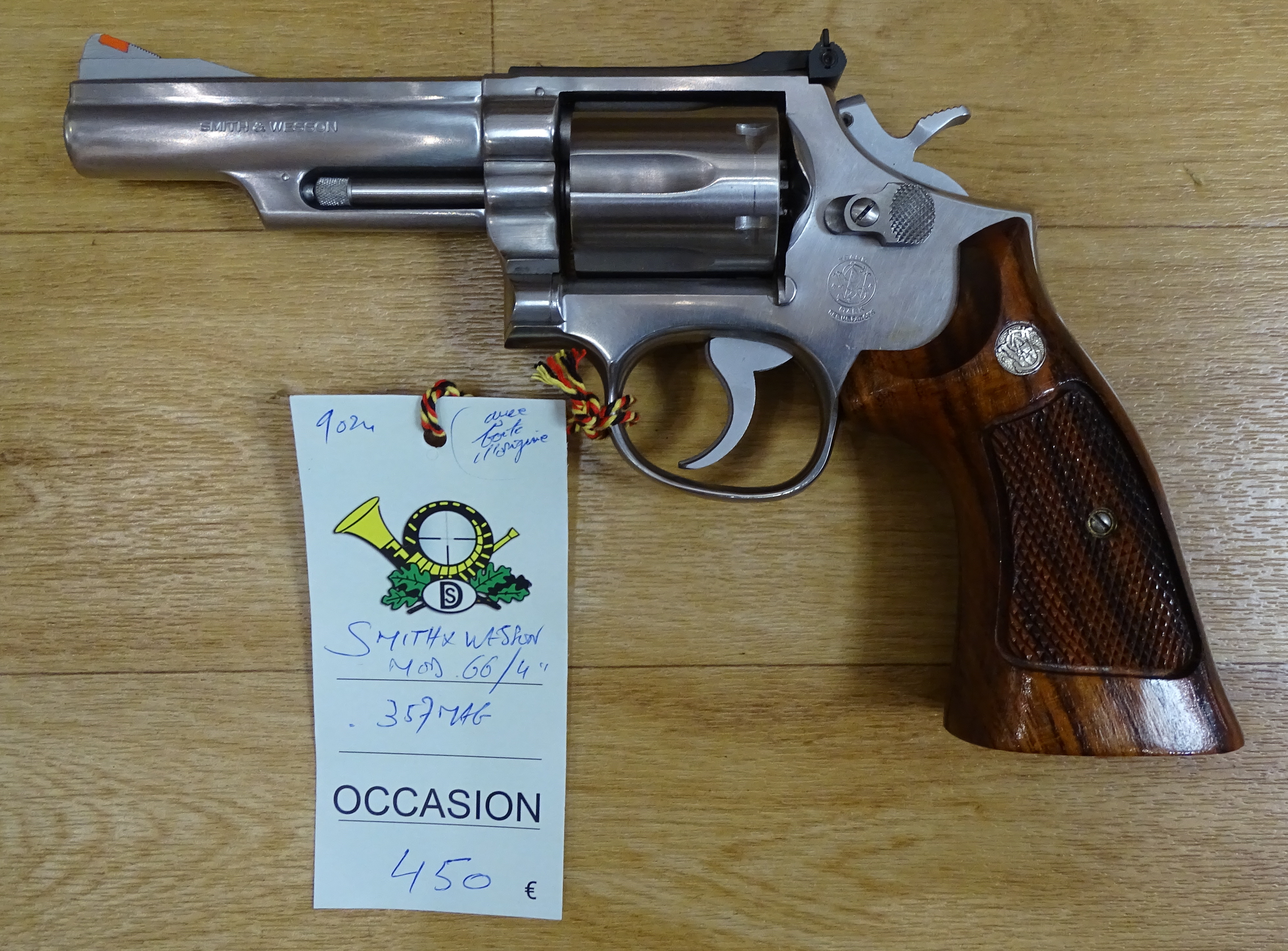 Revolver Smith & Wesson MOD  66/4