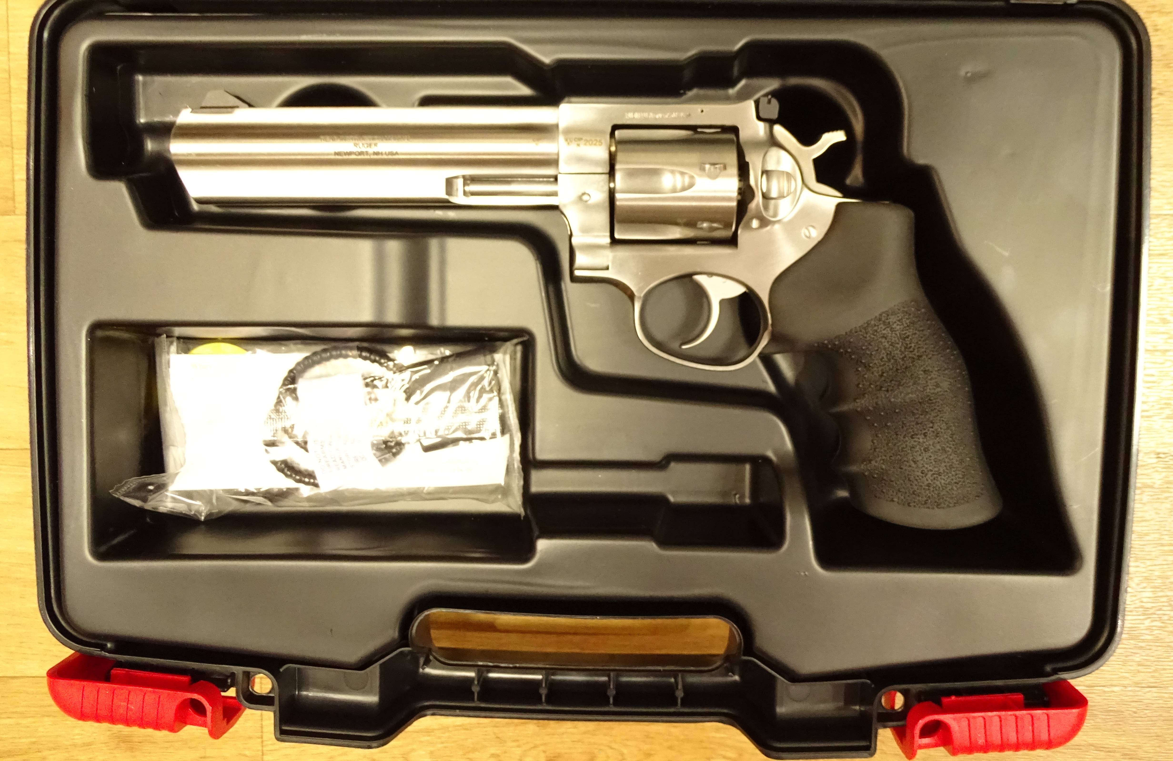 Revolver Ruger GP100 / 6