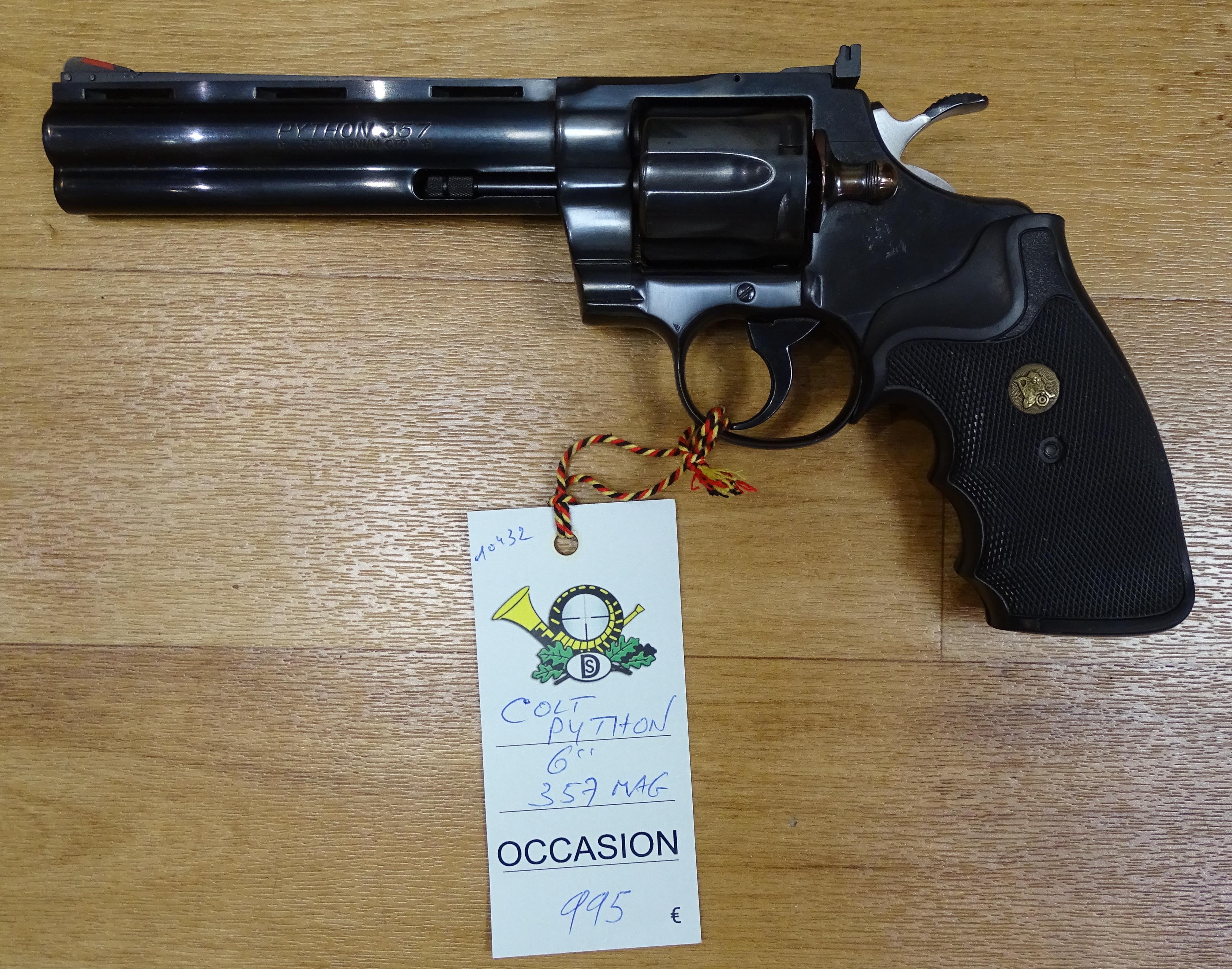 Revolver Colt Python 6''