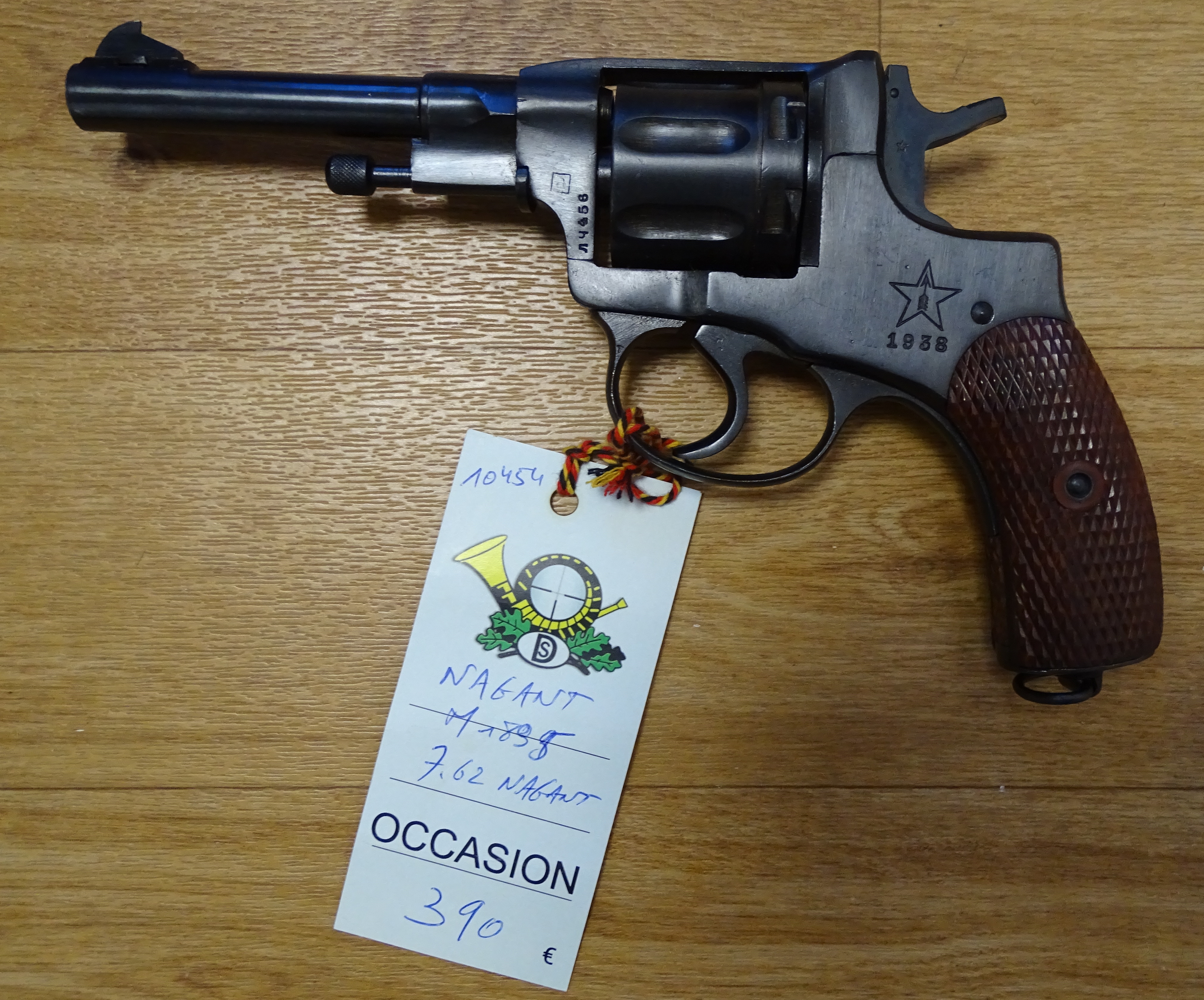 Revolver Nagant 1895