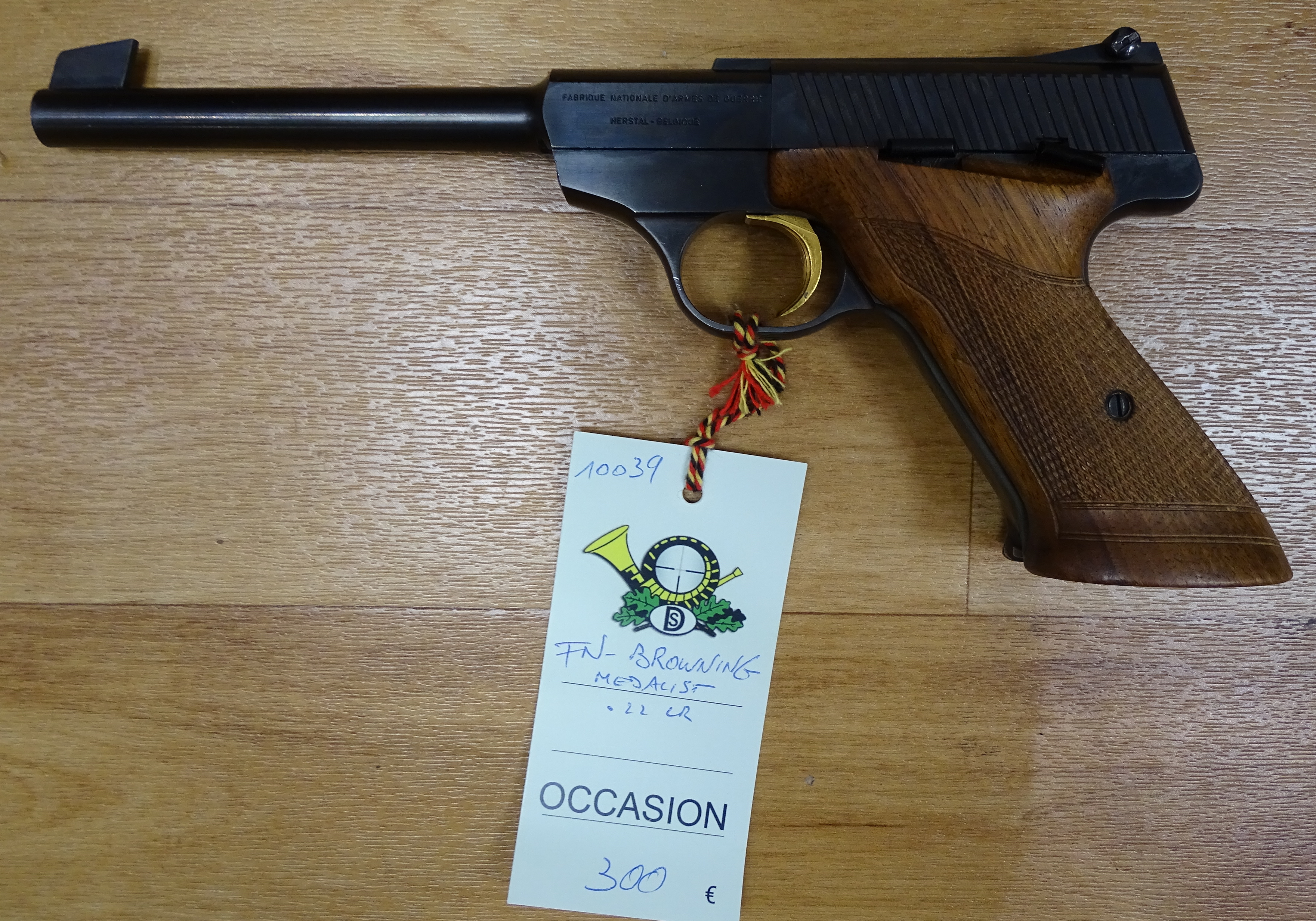 Pistolet FN-Browning Medalist