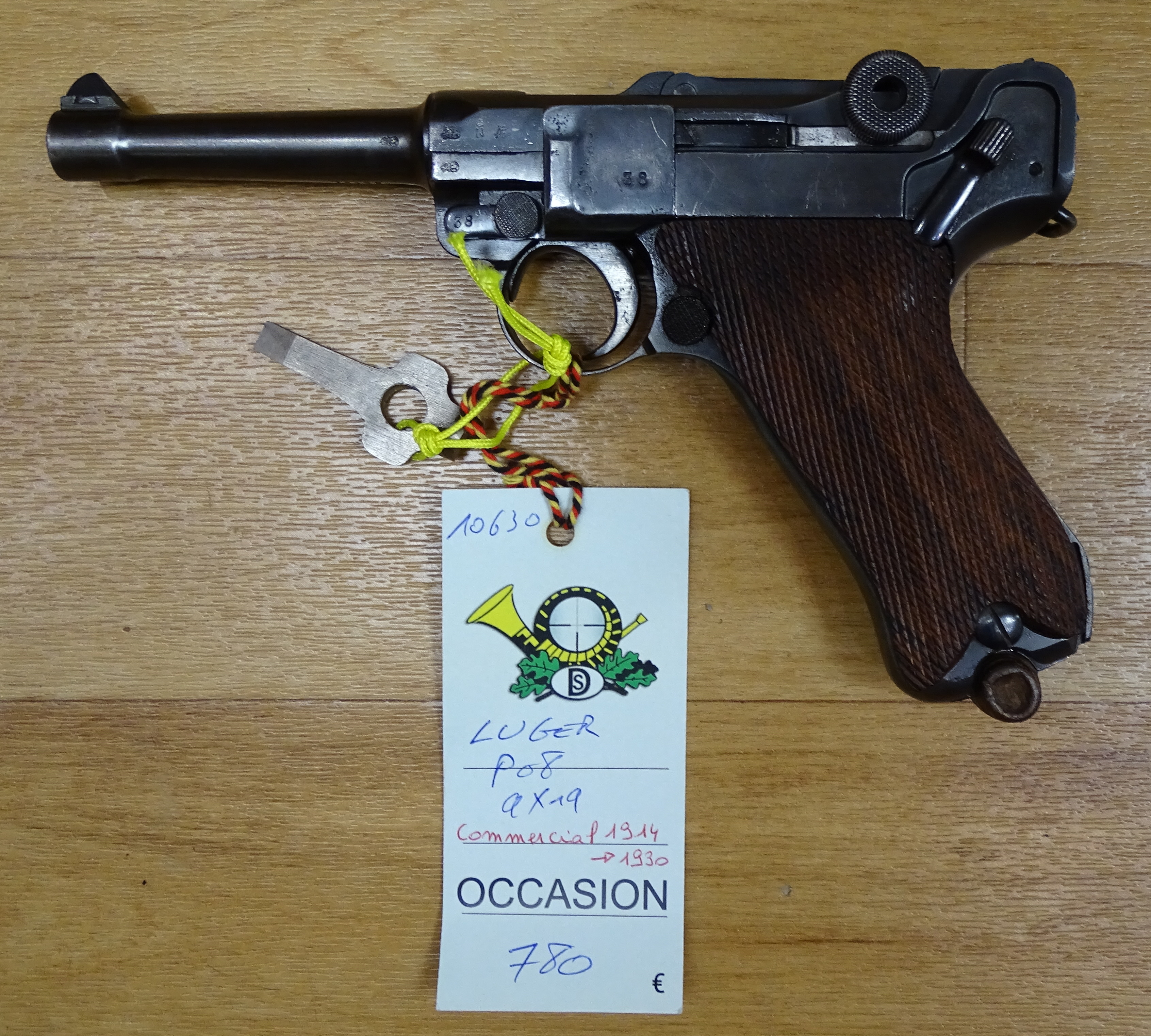 Pistolet Luger P08