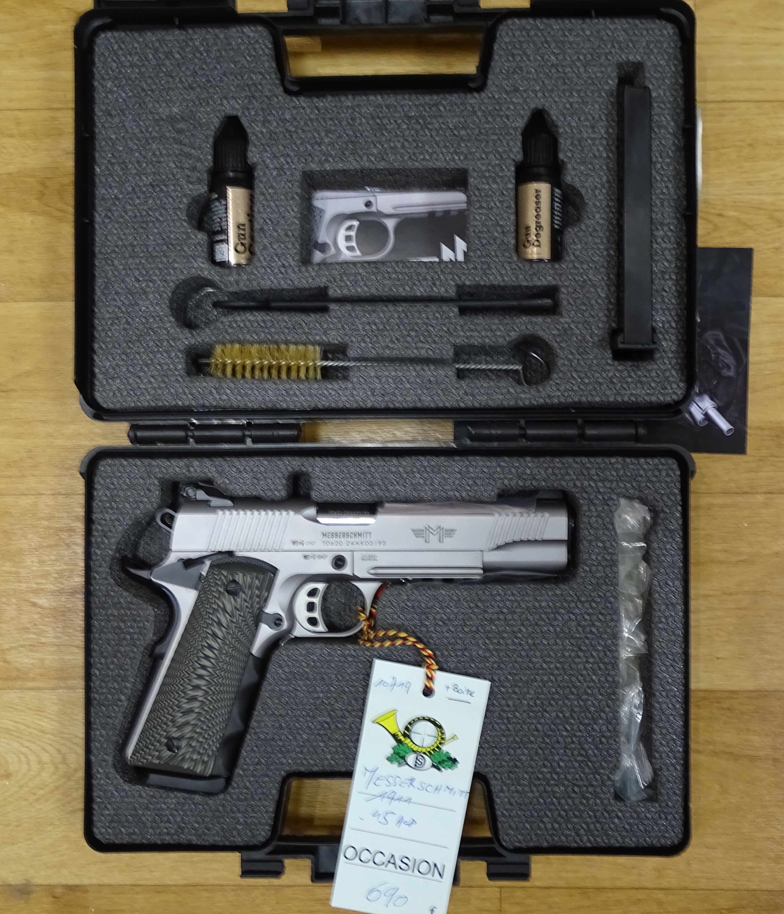 Pistolet MESSER SCHMITT 1911